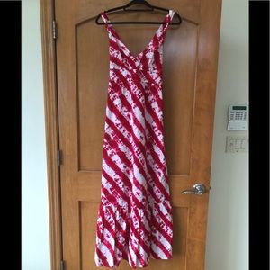 Lined throughout sundress. Love ❤️